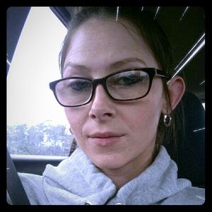 Meet your Posher, Cayla